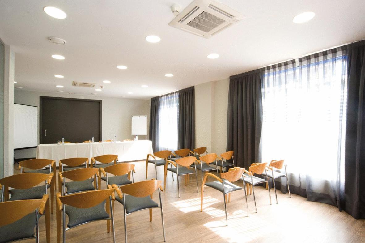 Hotel Cisneros Alcalá de Henares Екстериор снимка